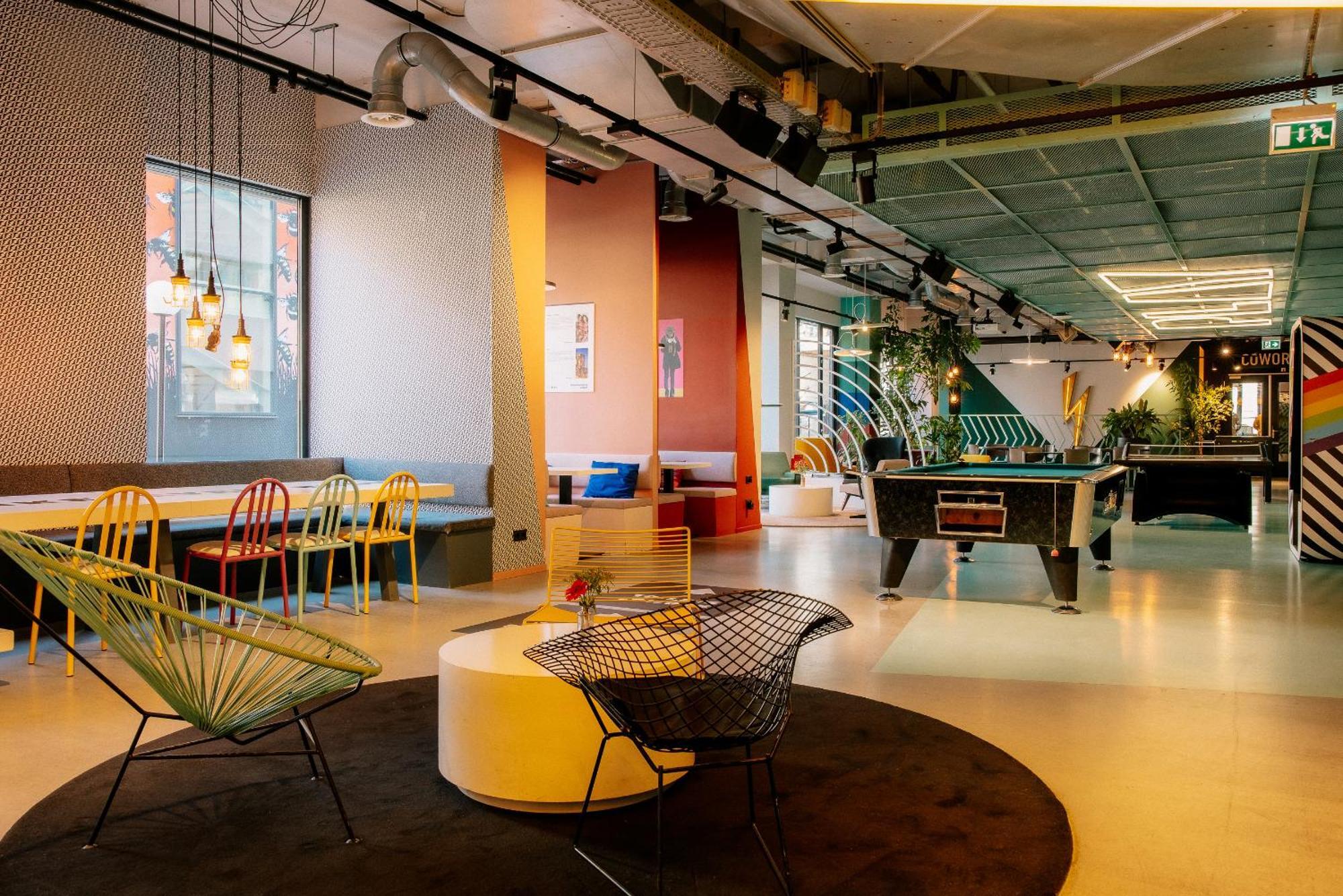 The Social Hub Amsterdam West 4 Star Hotel Exterior photo