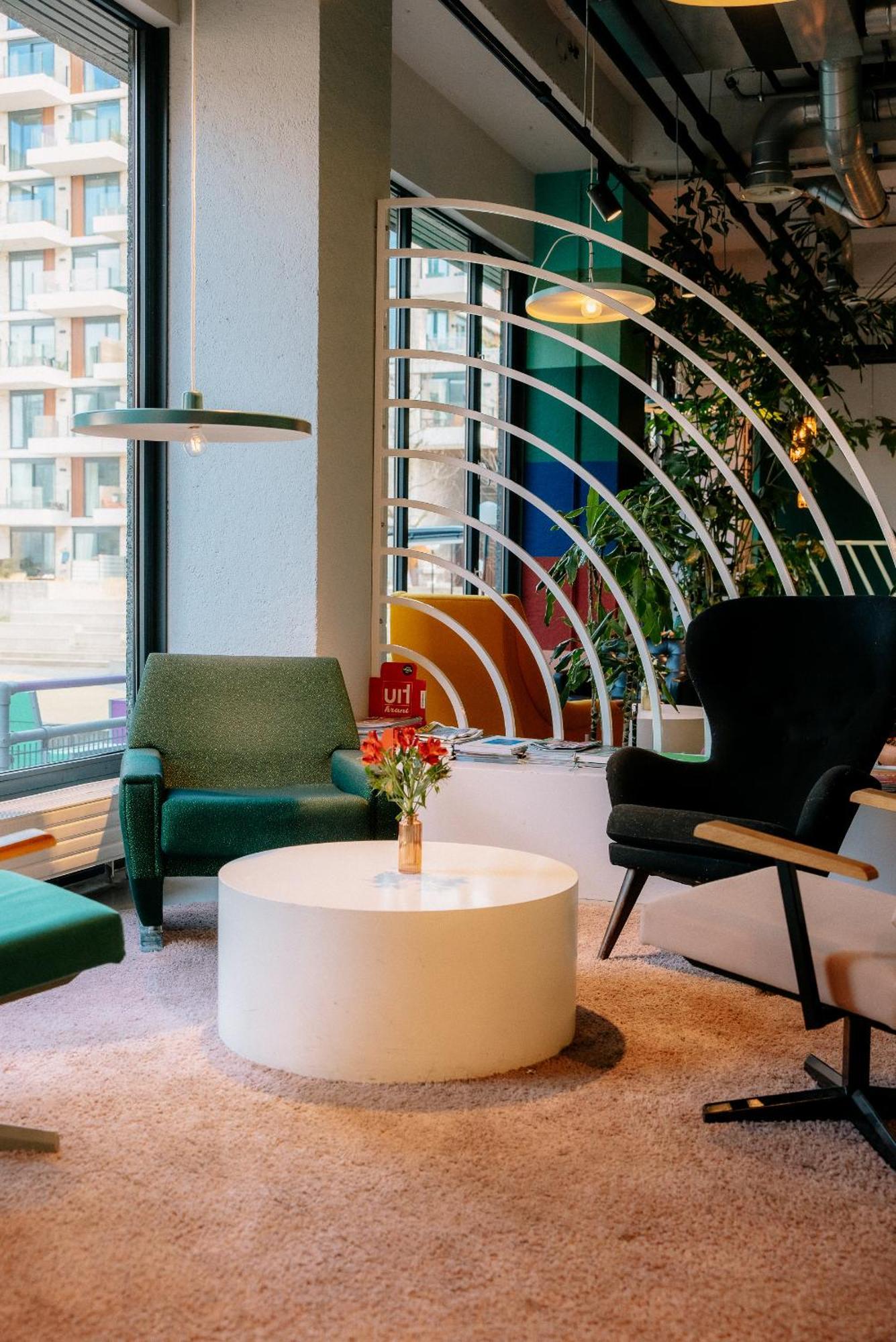 The Social Hub Amsterdam West 4 Star Hotel Exterior photo